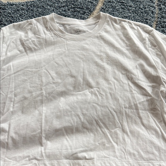 Like New…Under Armour White Oversized/Loose Fit T-Shirt - Picture 1 of 3